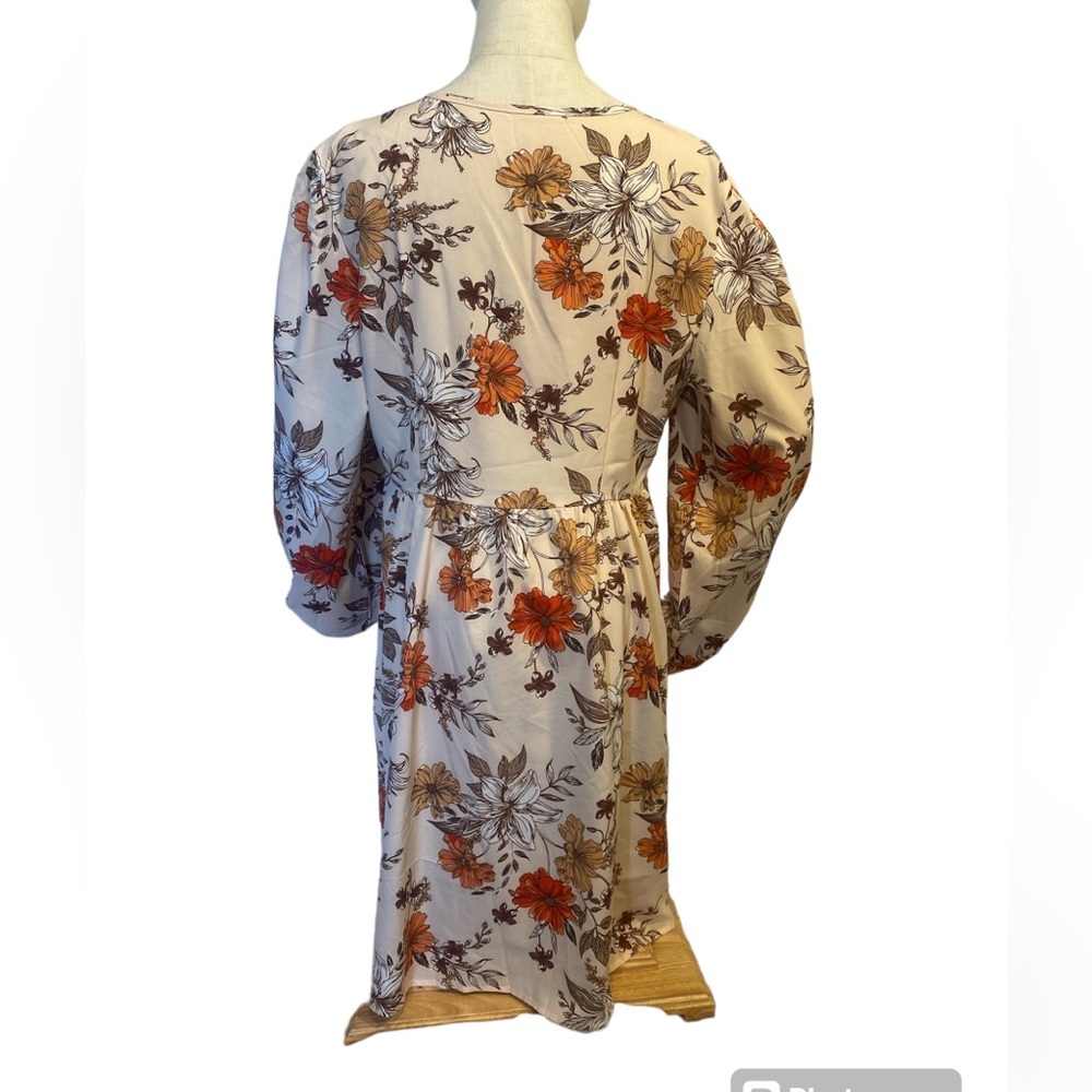 SHEIN Floral Mini Dress. Size 0XL - Picture 2 of 6